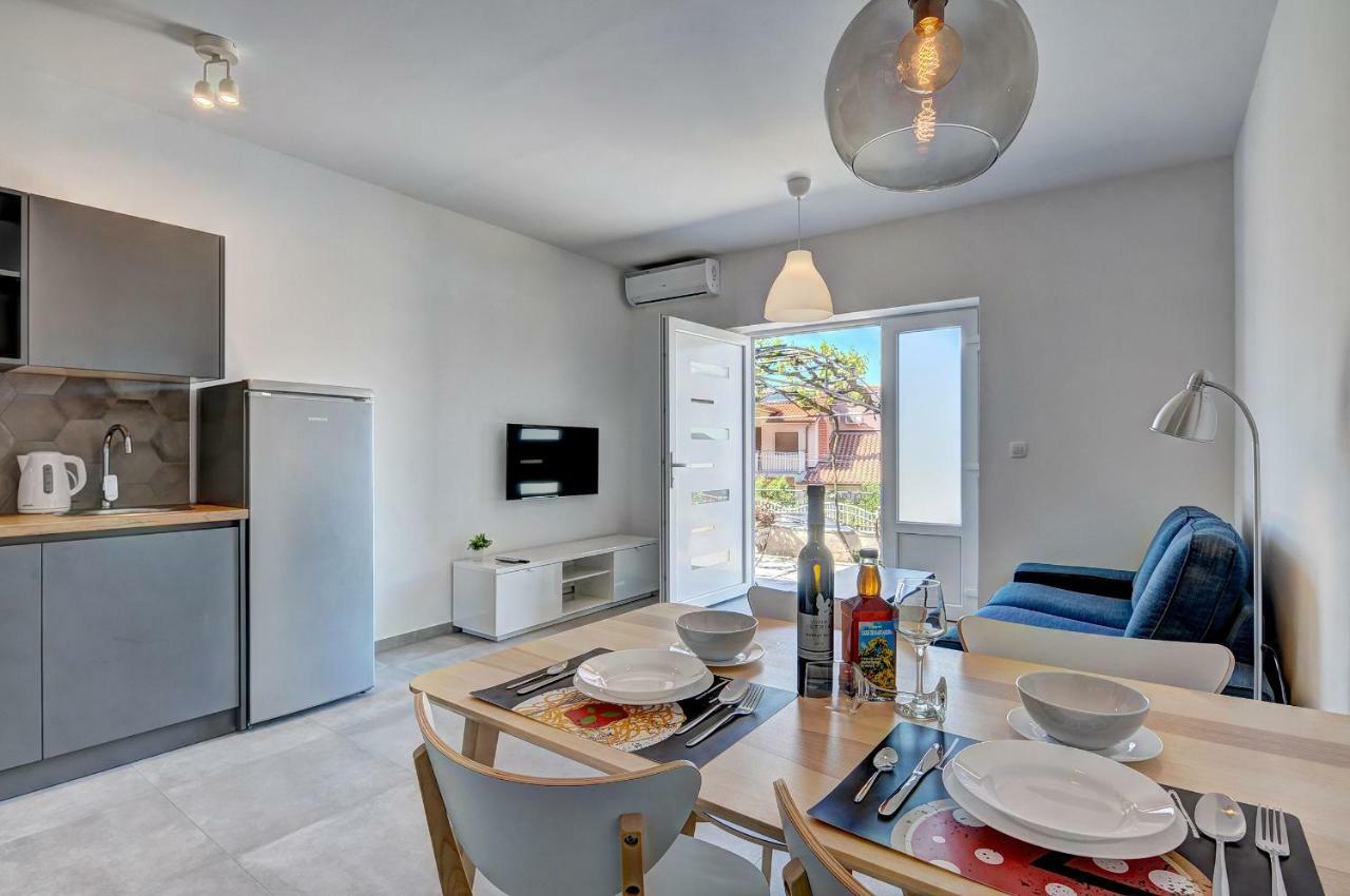 Apartman D Pula Exterior foto